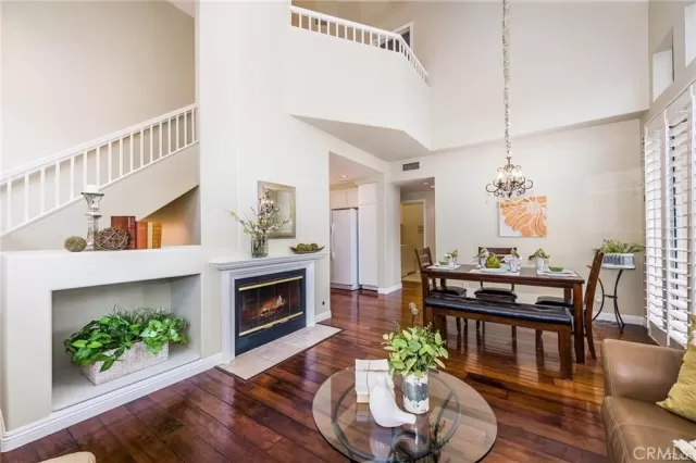 MLS: OC22229111 Condo For Sale