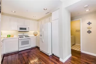 Photo #3: OC22229111 Listing 