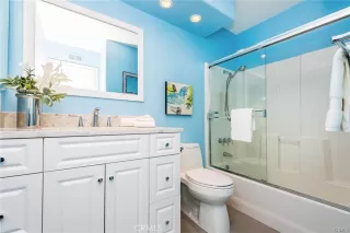 Photo #6: OC22229111 Listing 