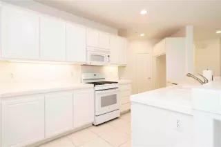 Photo #6: OC22229145 Listing 