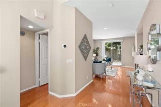 Photo #5: OC22229317 Listing 