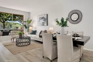 Photo #3: OC22229324 Listing 