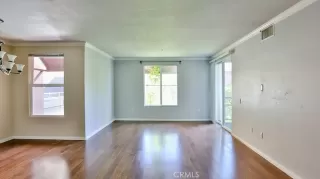 Photo #2: OC22229728 Listing