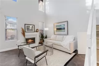 Photo #3: OC22229770 Listing 