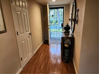 Photo #1: OC22229801 Listing