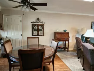 Photo #6: OC22229801 Listing