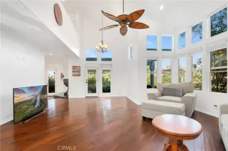 Photo #4: OC22231859 Listing 