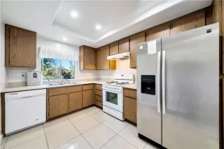 Photo #3: OC22231966 Listing