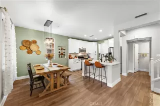 Photo #5: OC22232363 Listing