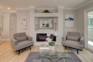 Photo #4: OC22232415 Listing