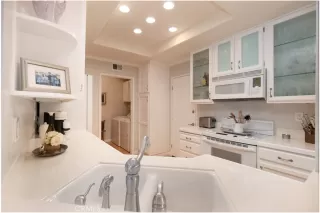 Photo #2: OC22232480 Listing 