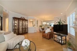 Photo #6: OC22232480 Listing 