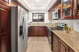 Photo #6: OC22232553 Listing 