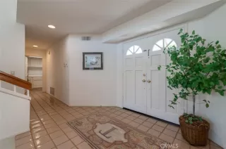 Photo #4: OC22232904 Listing 