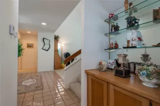 Photo #5: OC22232904 Listing 