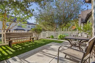 Photo #3: OC22233119 Listing 