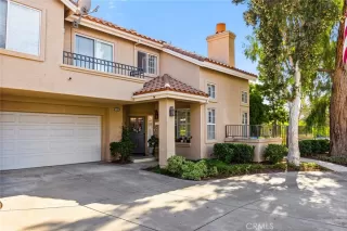 Photo #1: OC22233543 Listing 