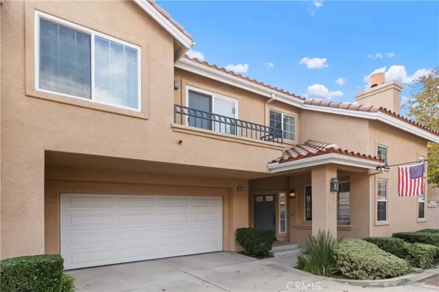 MLS: OC22233782 Condo For Sale