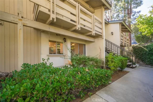 MLS: OC22233888 Condo For Sale