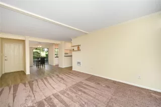 Photo #4: OC22233888 Listing 