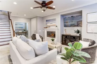 Photo #4: OC22234158 Listing 