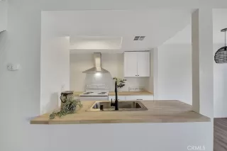 Photo #3: OC22234513 Listing 