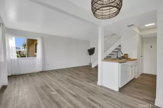 Photo #4: OC22234513 Listing 