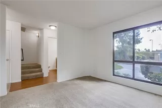 Photo #6: OC22234816 Listing 