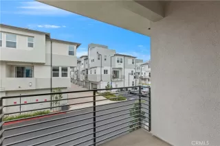 Photo #3: OC22235050 Listing 