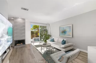 Photo #3: OC22235474 Listing 