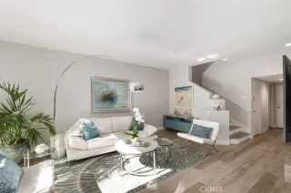 Photo #4: OC22235474 Listing 