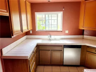 Photo #2: OC22235574 Listing