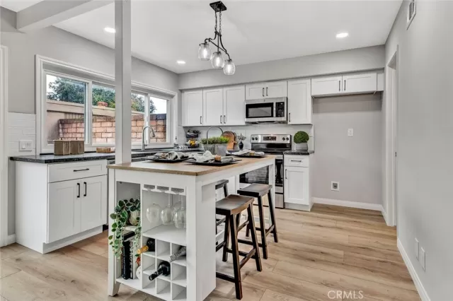 MLS: OC22235807 Condo For Sale