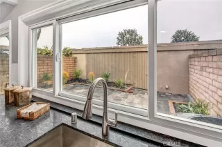 Photo #6: OC22235807 Listing 