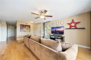 Photo #3: OC22235868 Listing 