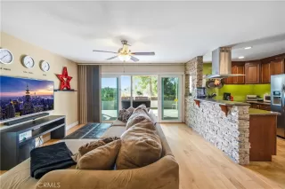 Photo #4: OC22235868 Listing 