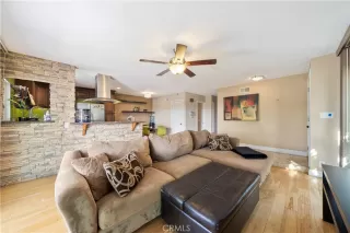 Photo #5: OC22235868 Listing 