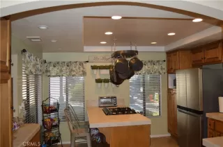 Photo #4: OC22235999 Listing 