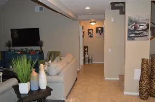 Photo #6: OC22235999 Listing 