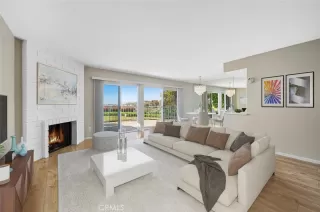 Photo #5: OC22236046 Listing