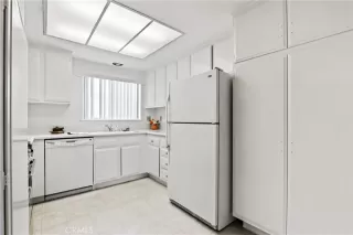 Photo #5: OC22236177 Listing