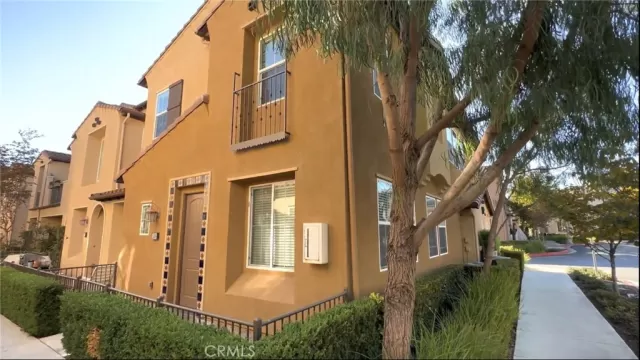 MLS: OC22236404 Condo For Sale