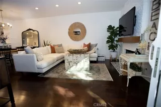 Photo #3: OC22236728 Listing