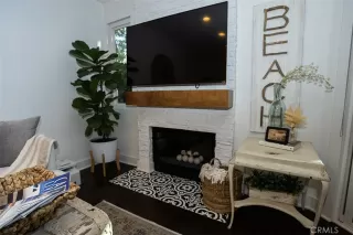 Photo #6: OC22236728 Listing