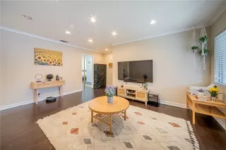 Photo #4: OC22236761 Listing 