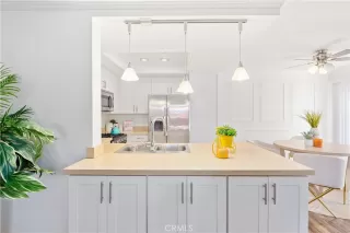 Photo #3: OC22236886 Listing 