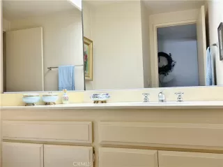 Photo #4: OC22236901 Listing 