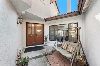 Photo #2: OC22237050 Listing 