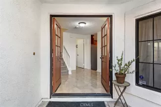 Photo #3: OC22237050 Listing 