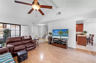 Photo #6: OC22237050 Listing 